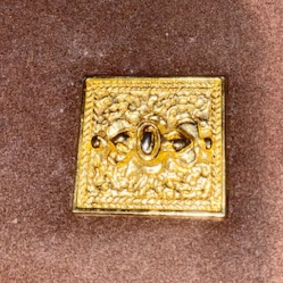 Brown Suede Purse with gold design - Picture 4 of 8